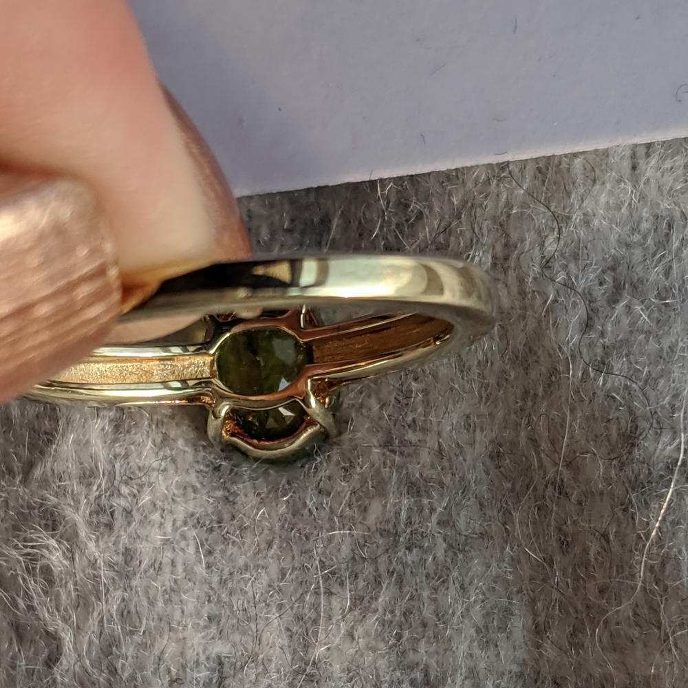 Peridot Ring - Picture 3 of 8